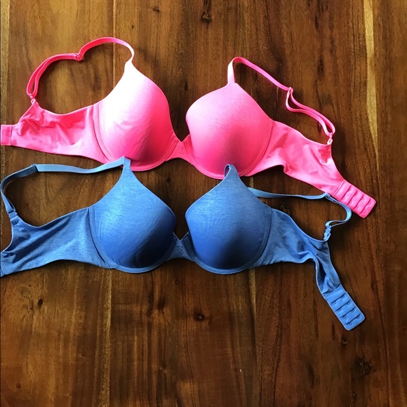 Victoria’s Secret 2 pk bras - Picture 3 of 5